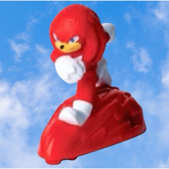KNUCKLES SONIC THE HEDGEHOG 2 Movie Toy Collectible Sega McDonald’s #5 NEW - Picture 1 of 3